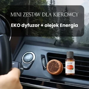 Dyfuzor aromaterapeutyczny do samochodu DREWNO + LAWA — butelka z przodu, etykieta